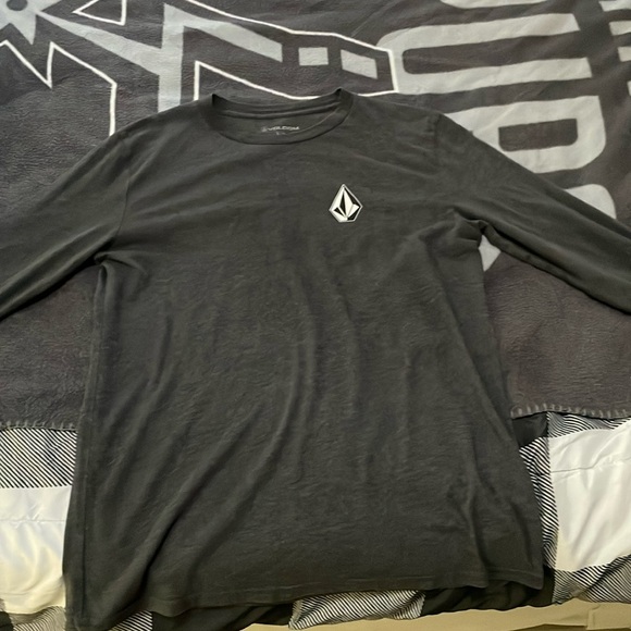 Volcom long sleeve - Picture 1 of 3